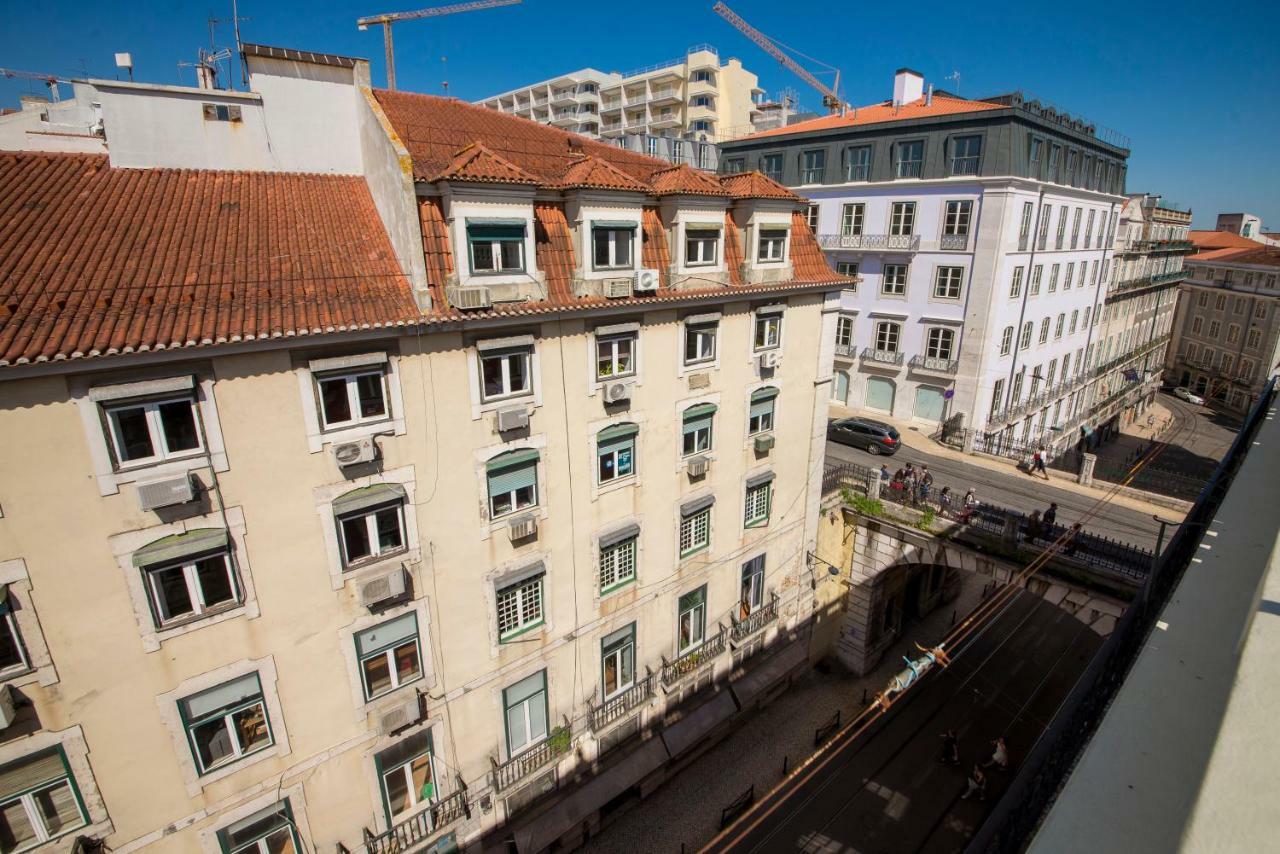 A Captivating Apartment Close To River Tagus In Lisabona Exterior foto